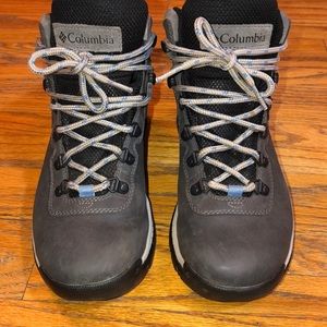 Columbia NEWTON RIDGE HIKING BOOT waterproof